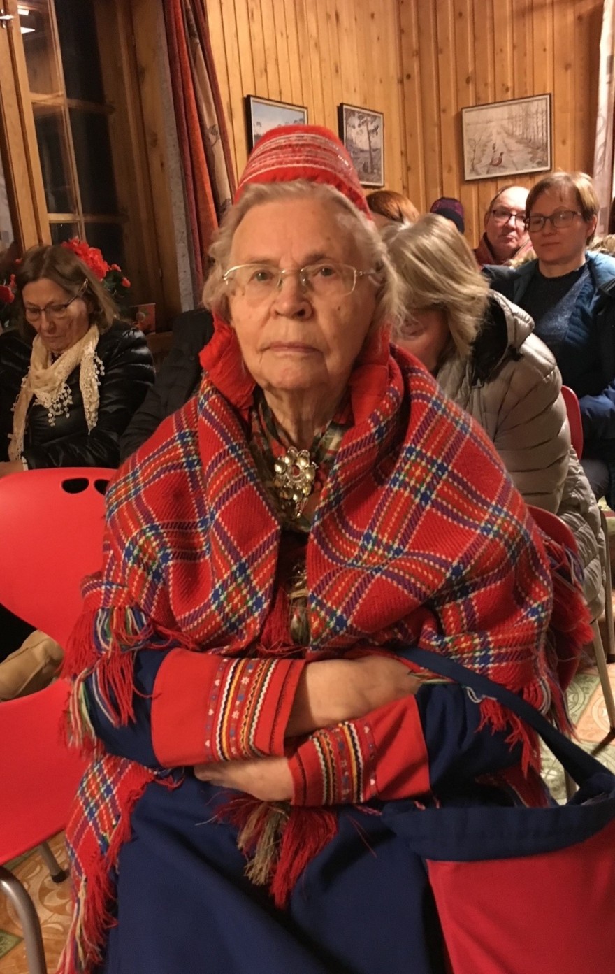 Ávvuoahpaheaddji Edel Hætta Eriksen. Govven: Liv Inger Somby. Gávttehas nissonolmmoš.