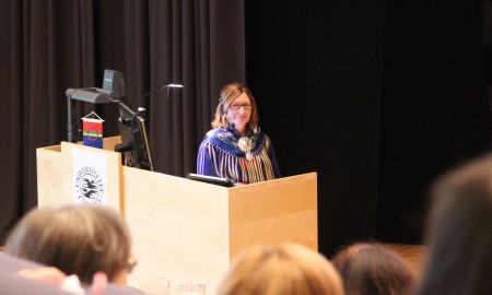 Solveig Joks disputas på Diehtosiida.